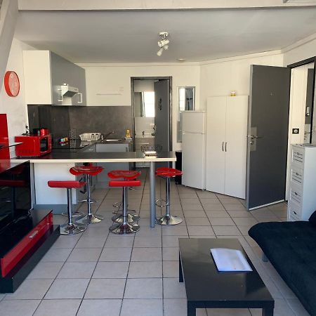 Appartement T3 Tout Confort En Duplex A 20Mn A Pied Du Centre-Ville Avec Tv Et Wifi 라로셸 외부 사진