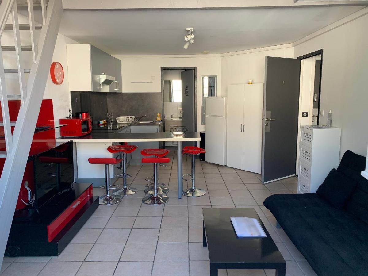 Appartement T3 Tout Confort En Duplex A 20Mn A Pied Du Centre-Ville Avec Tv Et Wifi 라로셸 외부 사진